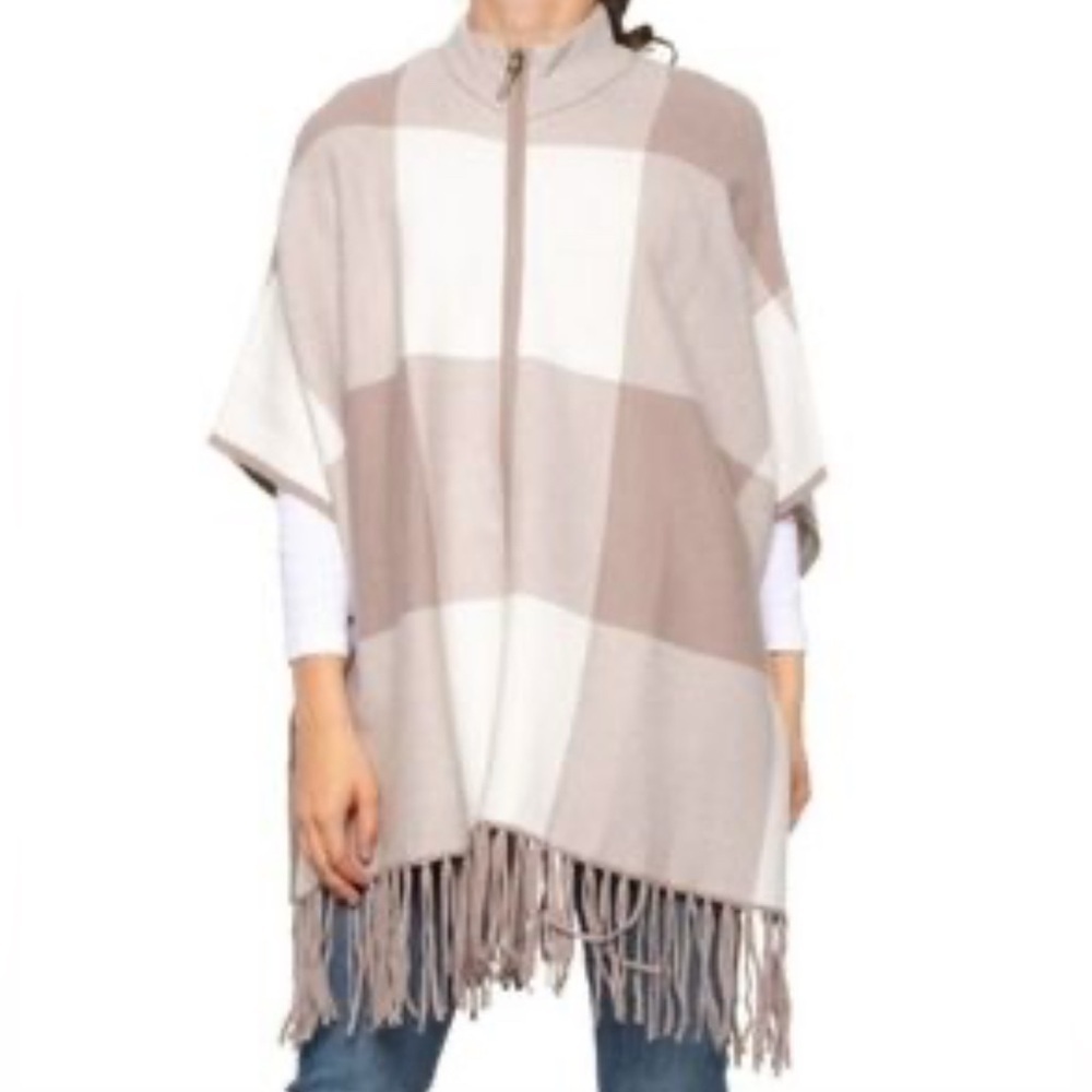 Christian Soriano New York poncho in size XL